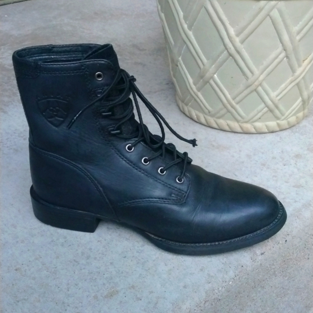 EUC Ariat Women's Heritage Lacer II Black Deertan Western Boots size 6.5 B